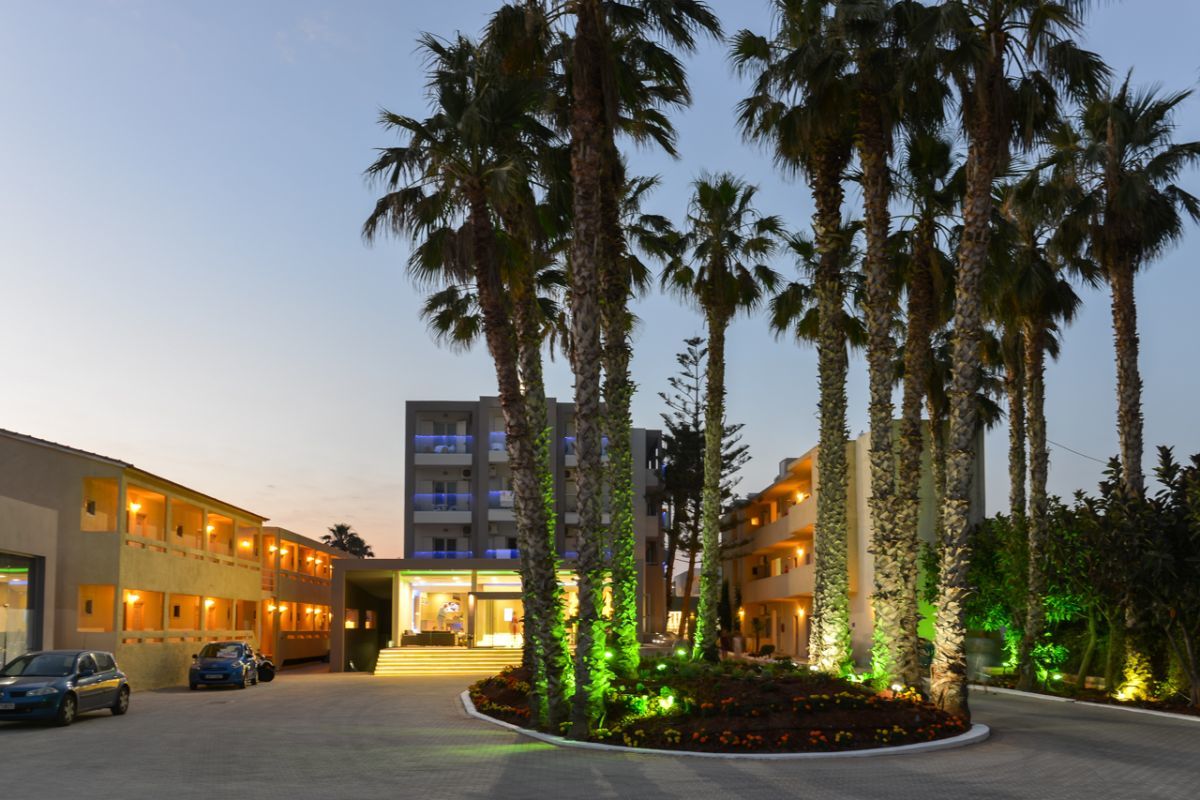 Hotel Carolina Mare Malia Esterno foto